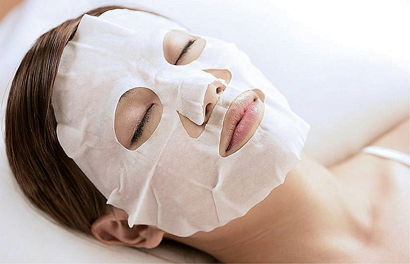 Гипсовые маски в косметологии: эффект и использование в домашних условиях